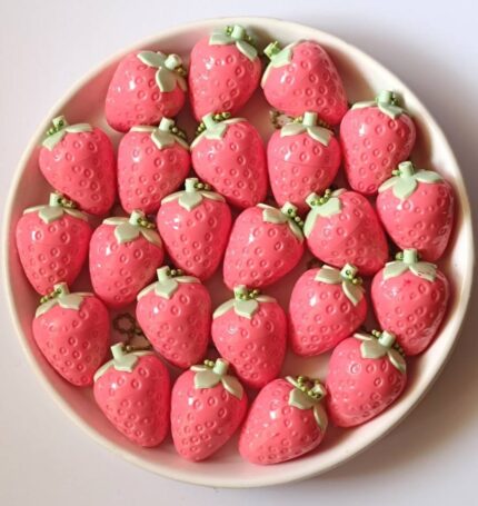 رژبالم توت فرنگی
